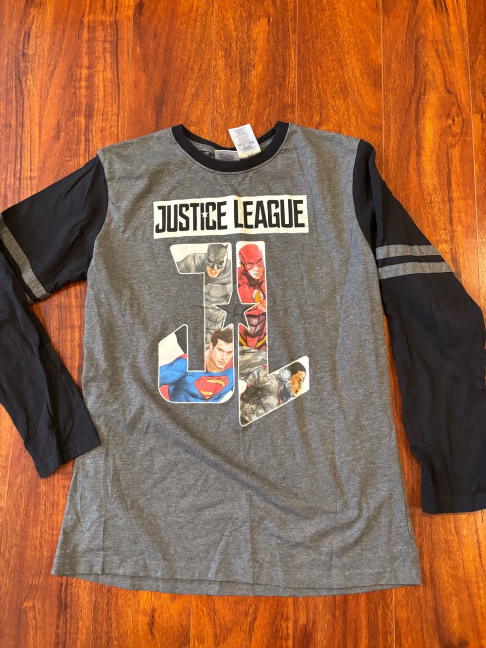 Justice League Raglan Shirt with Character Graphic - Gray & Black